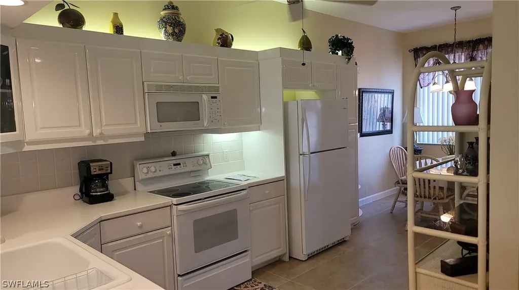 6680 Beach Resort Drive Naples FL 34114