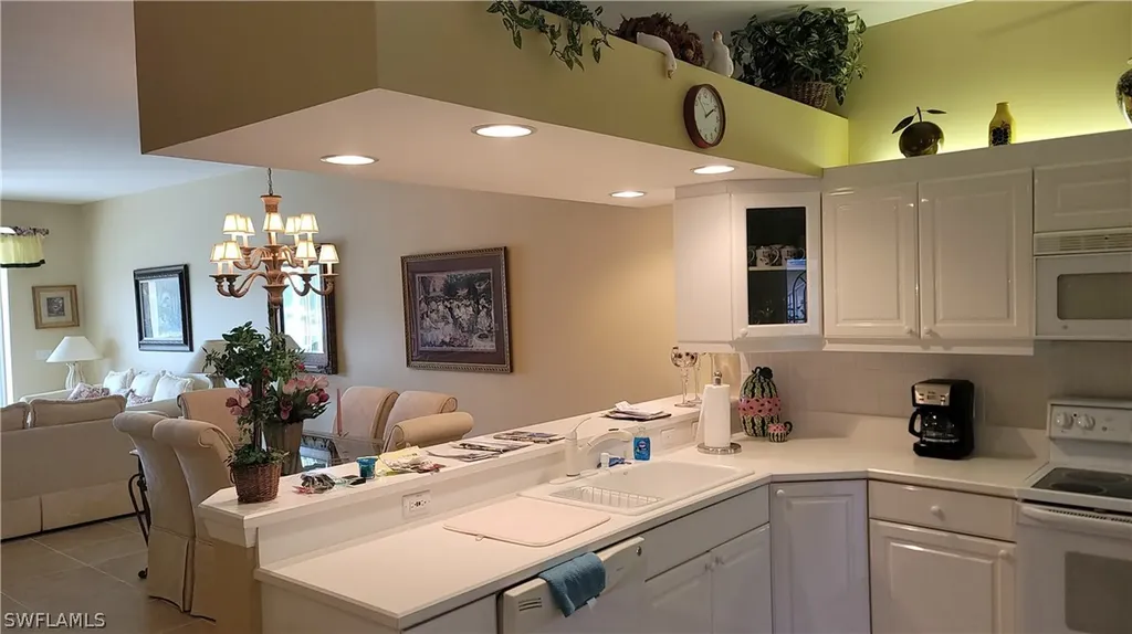 6680 Beach Resort Drive Naples FL 34114