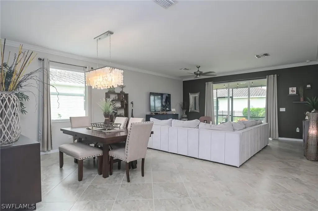 2105 Clementine Street Naples FL 34120