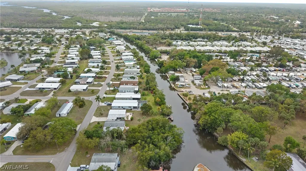 851 Manatee Road Naples FL 34114