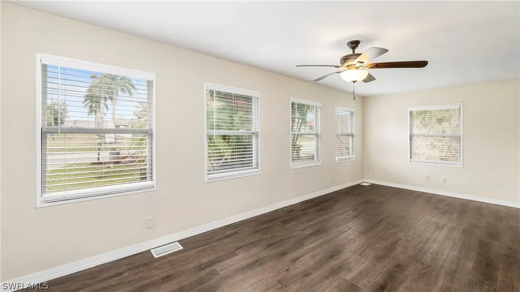 851 Manatee Road Naples FL 34114