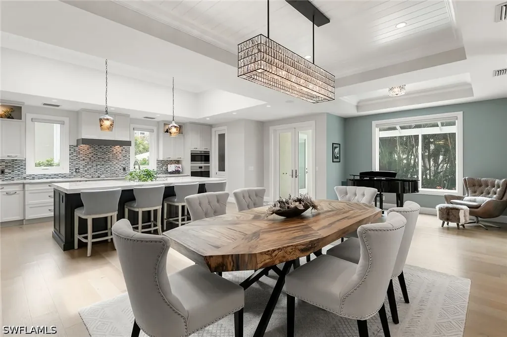 5949 Chanteclair Drive Naples FL 34108