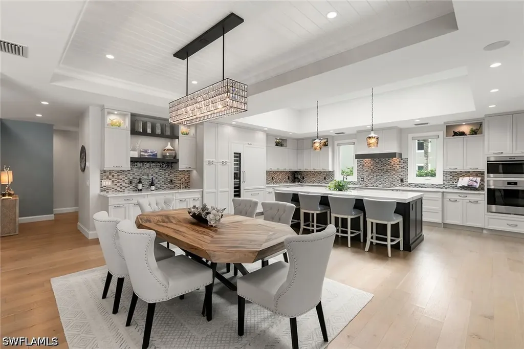 5949 Chanteclair Drive Naples FL 34108