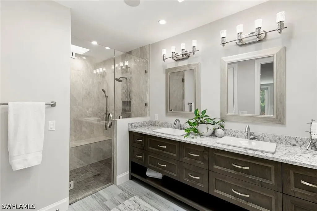 5949 Chanteclair Drive Naples FL 34108