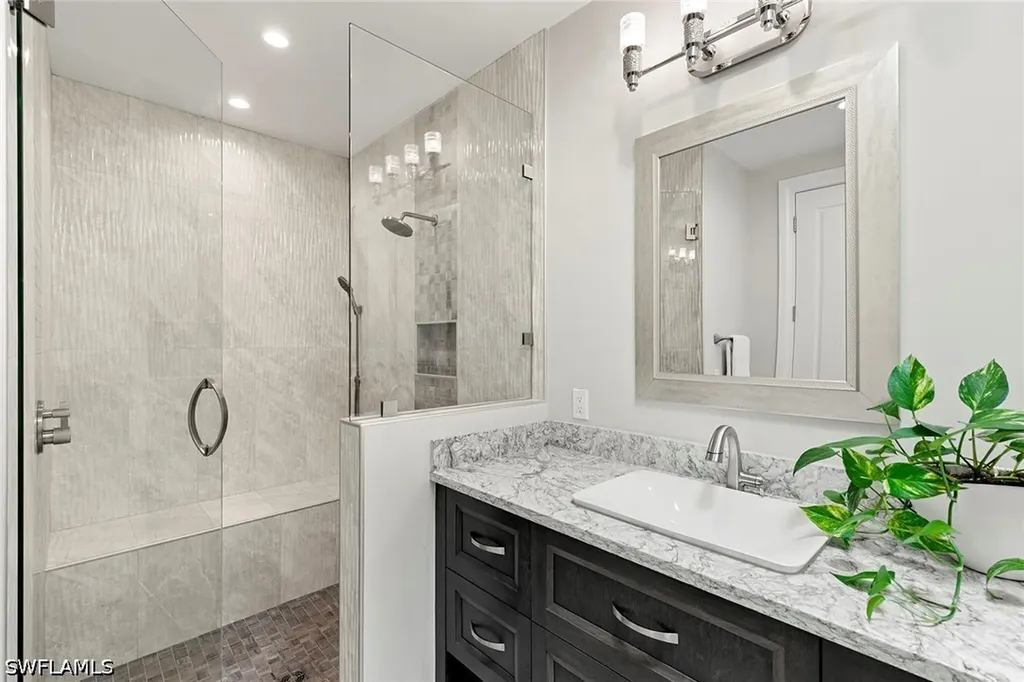 5949 Chanteclair Drive Naples FL 34108