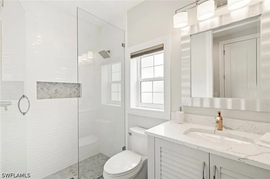 5949 Chanteclair Drive Naples FL 34108