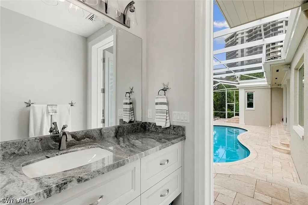 5949 Chanteclair Drive Naples FL 34108