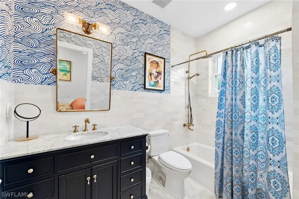 9235 The Lane Naples FL 34109