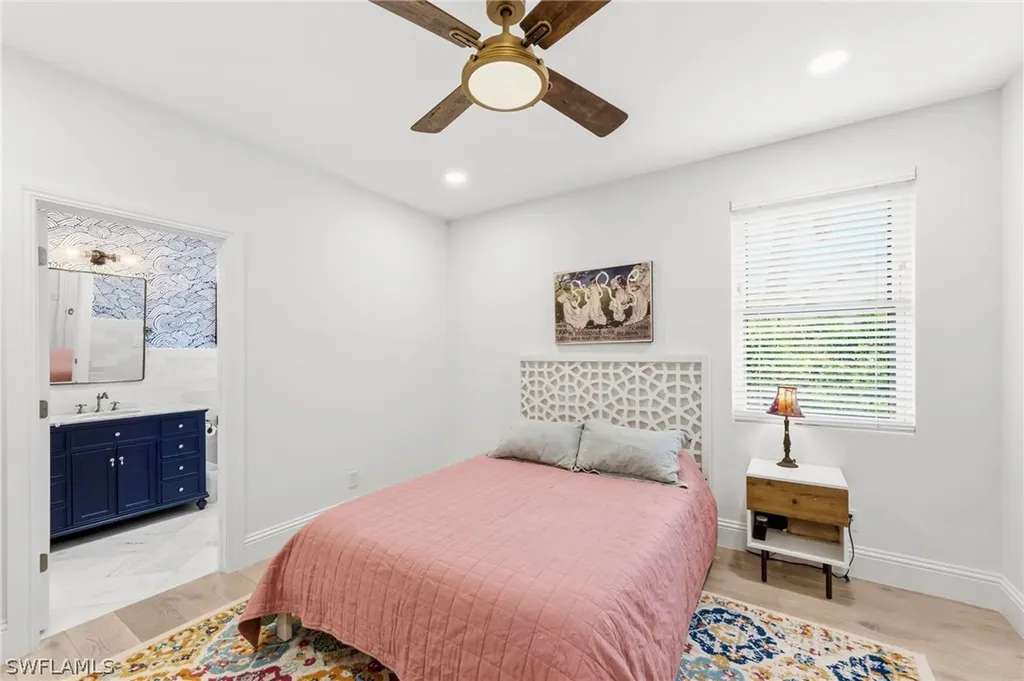 9235 The Lane Naples FL 34109