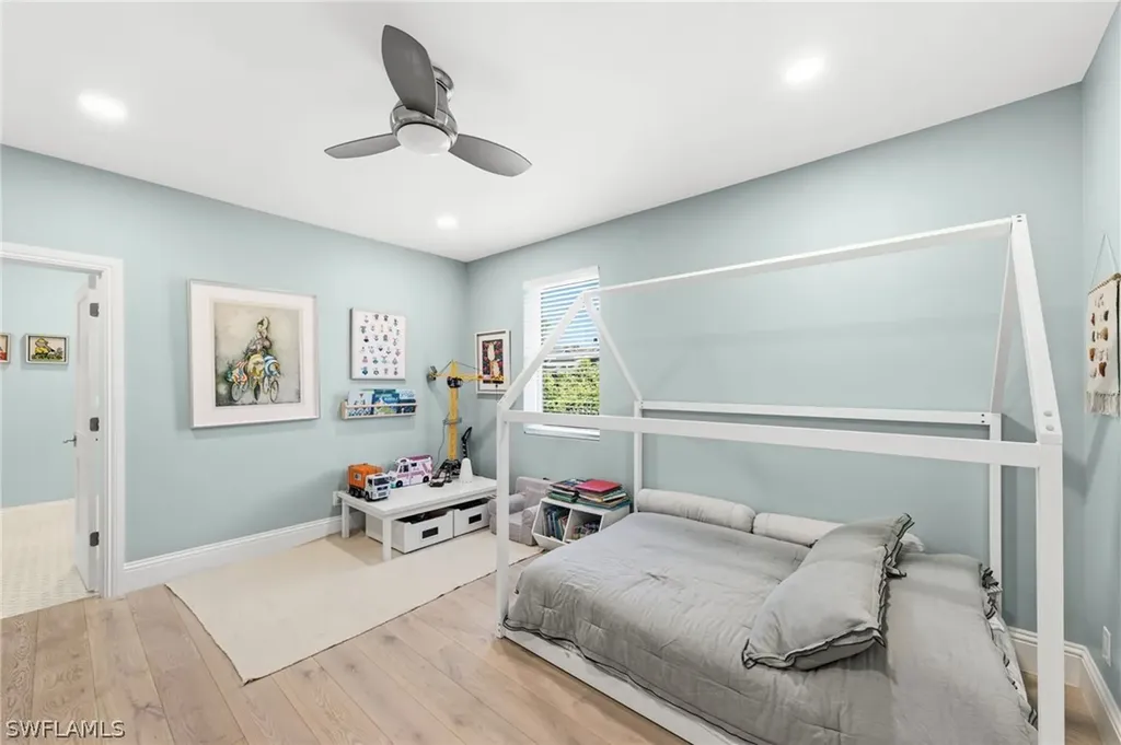 9235 The Lane Naples FL 34109