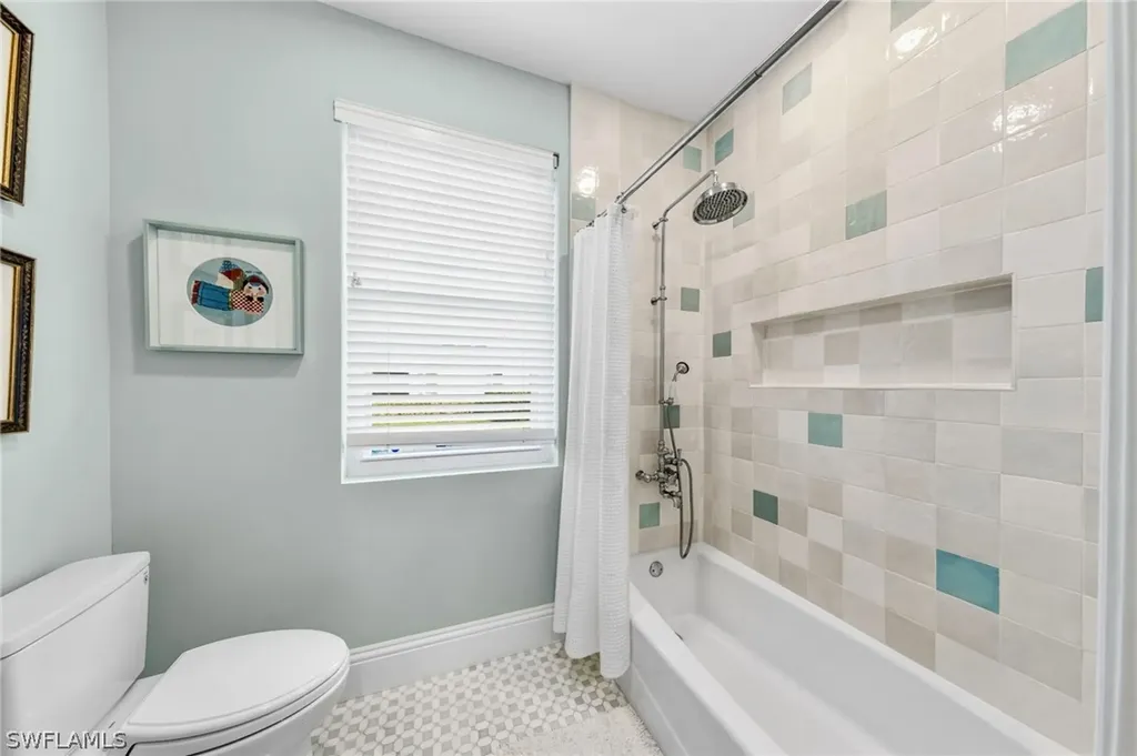 9235 The Lane Naples FL 34109