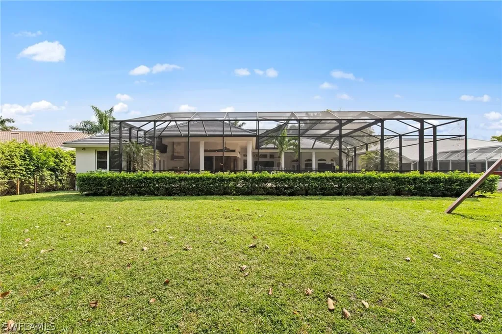 9235 The Lane Naples FL 34109