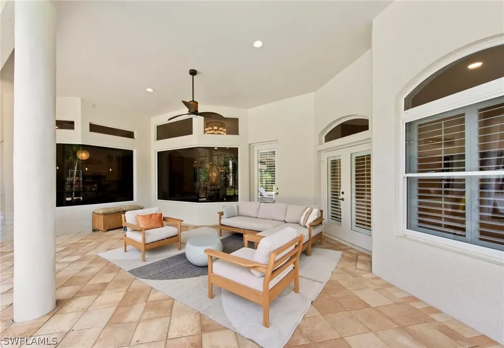 9235 The Lane Naples FL 34109
