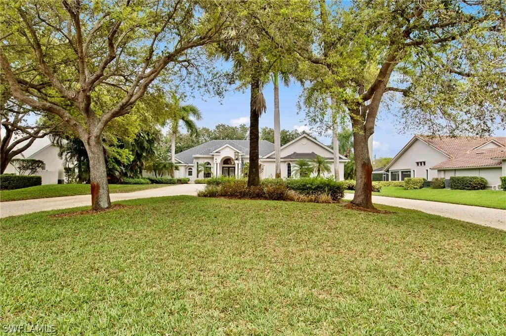 9235 The Lane Naples FL 34109
