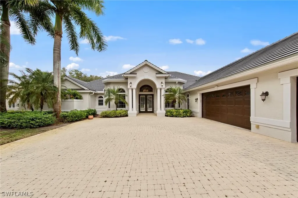 9235 The Lane Naples FL 34109