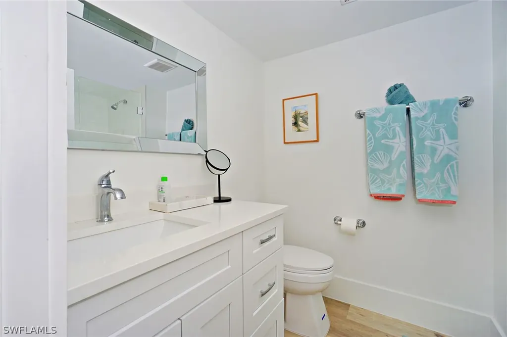 1910 Gulf Shore Boulevard N Naples FL 34102