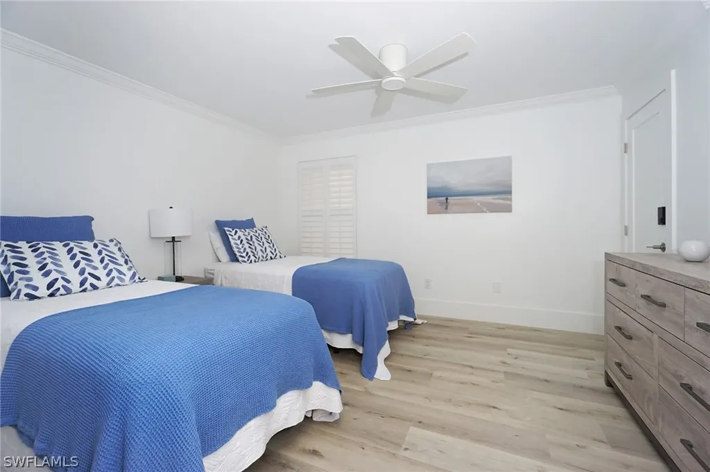 1910 Gulf Shore Boulevard N Naples FL 34102