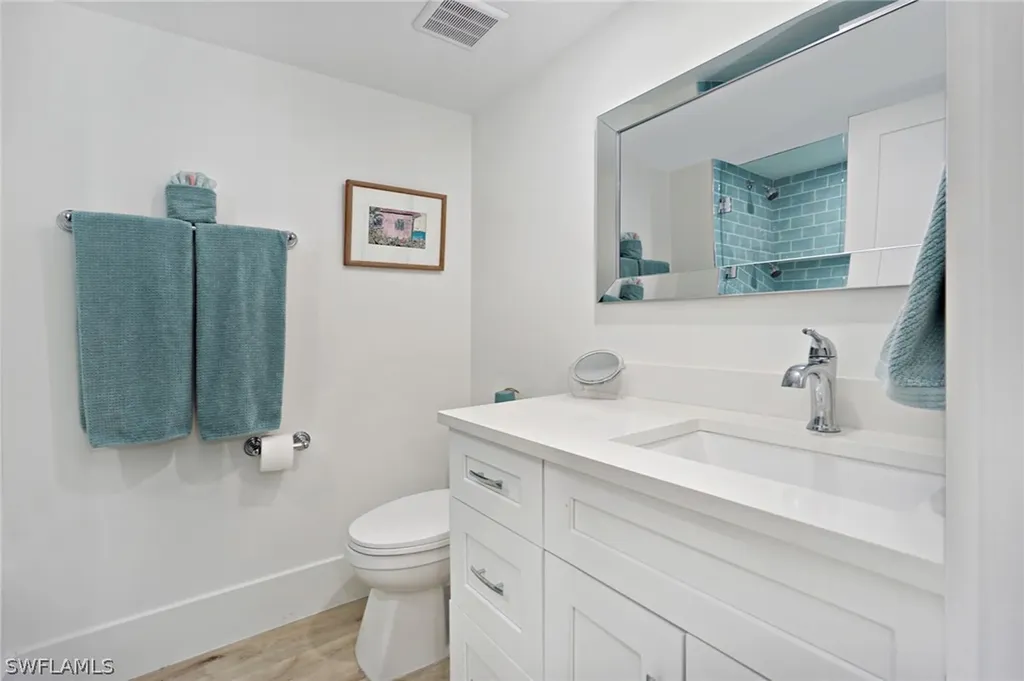 1910 Gulf Shore Boulevard N Naples FL 34102