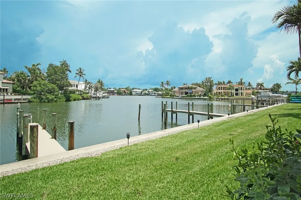 1910 Gulf Shore Boulevard N Naples FL 34102
