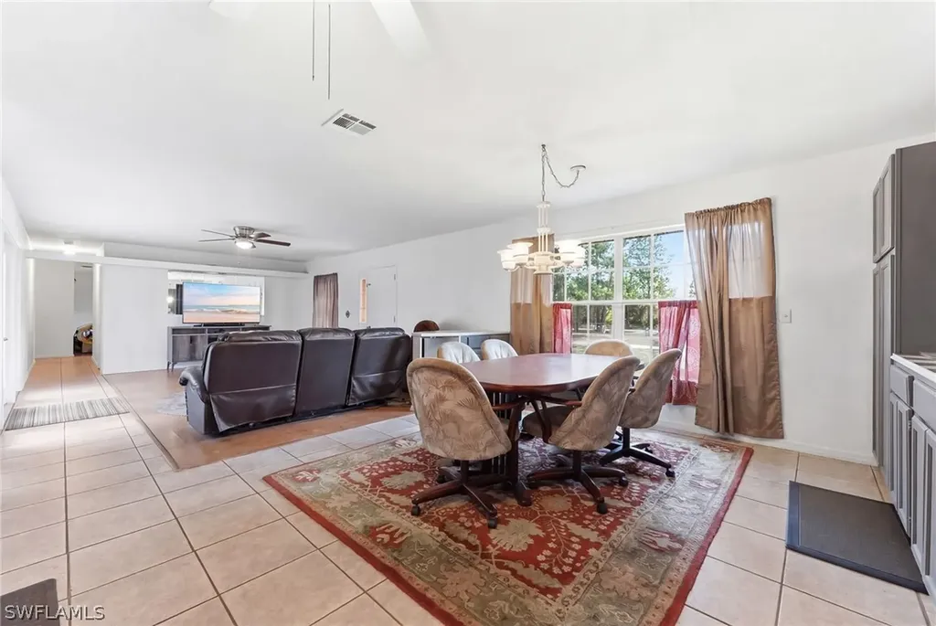 2821 24th Avenue NE Naples FL 34120