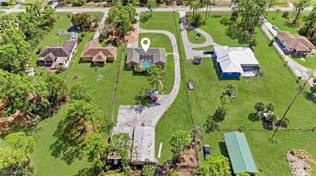 2821 24th Avenue NE Naples FL 34120