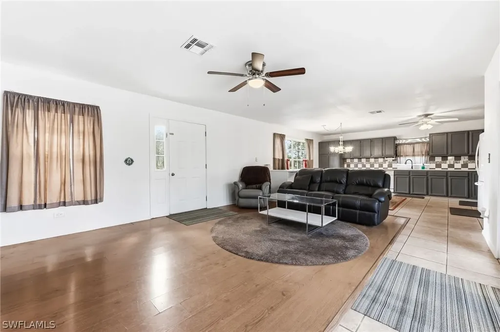2821 24th Avenue NE Naples FL 34120
