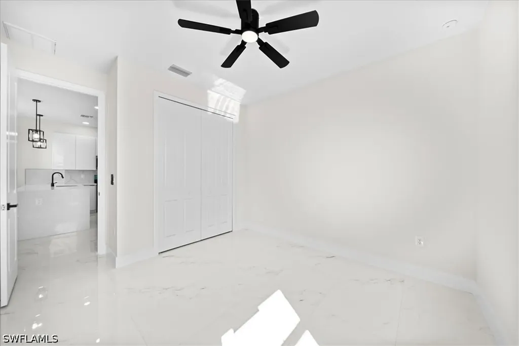 1542 NE 8th Place Cape Coral FL 33909