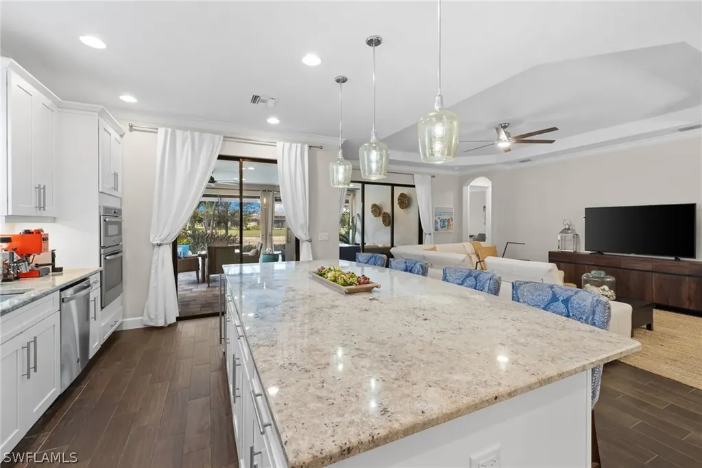 8685 Dilillo Court Naples FL 34119