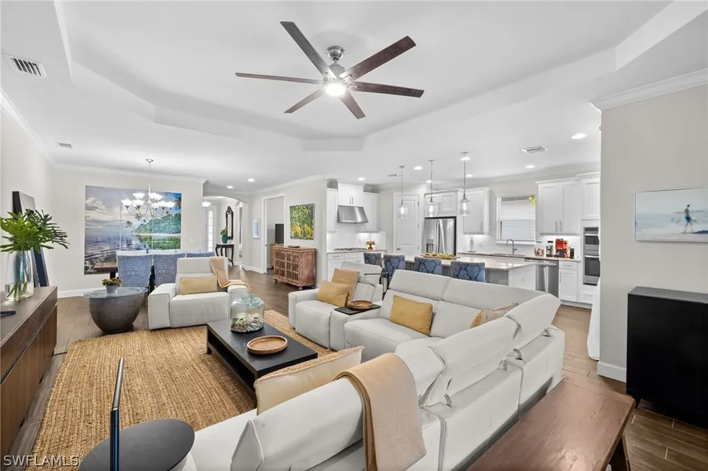 8685 Dilillo Court Naples FL 34119
