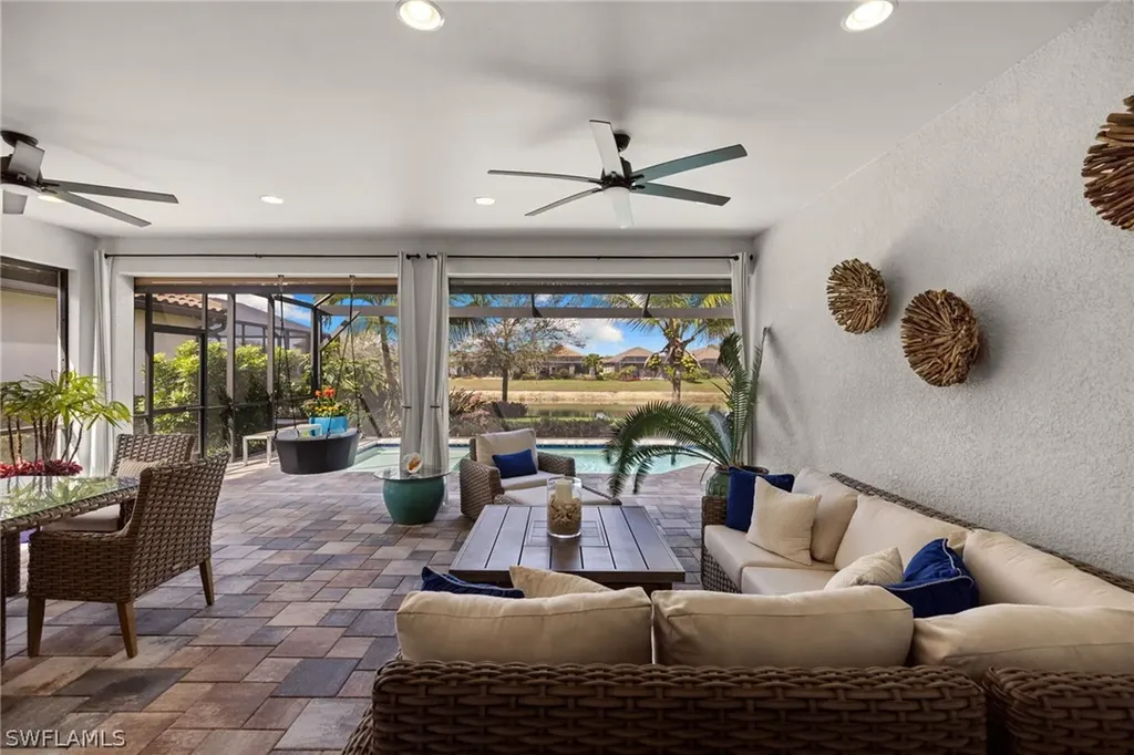8685 Dilillo Court Naples FL 34119