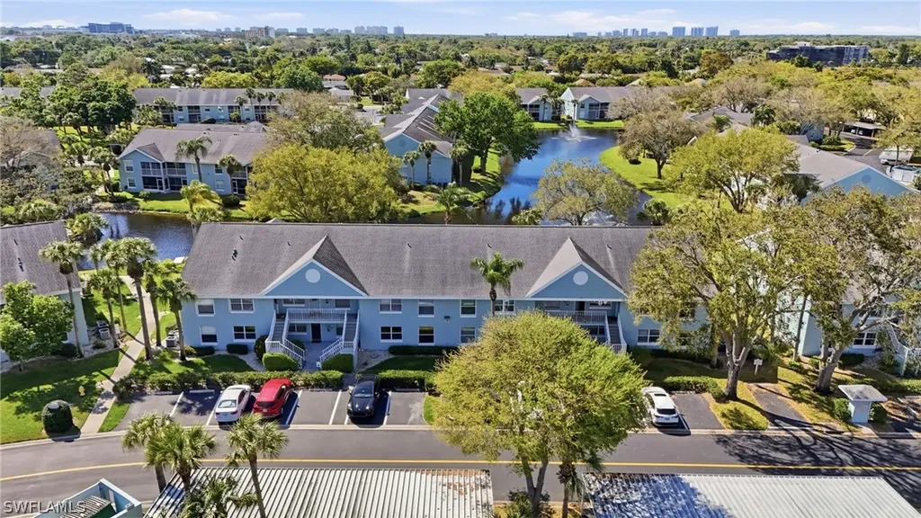 141 Wading Bird Circle Naples FL 34110