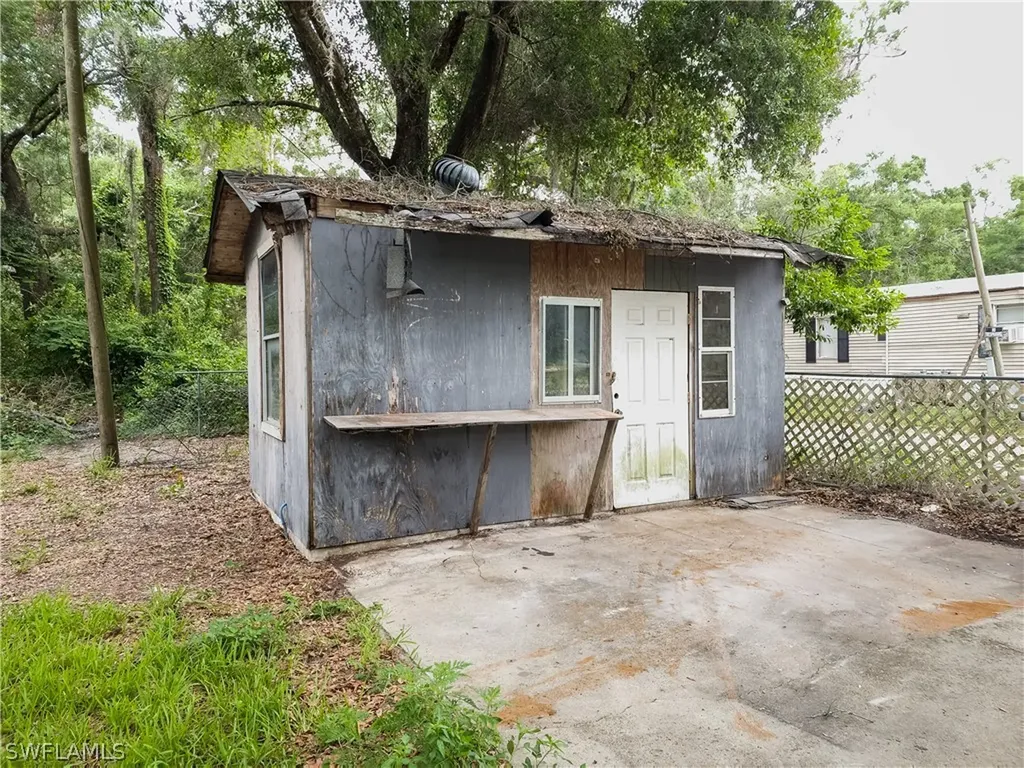 1103 SE 1 Street Chiefland FL 32626