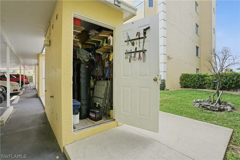 19851 Breckenridge Drive Estero FL 33928