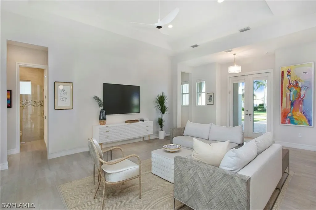 14404 Neptune Avenue Naples FL 34114