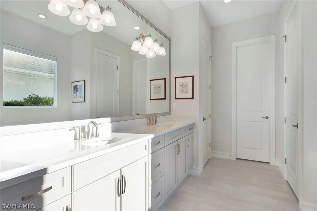 14404 Neptune Avenue Naples FL 34114