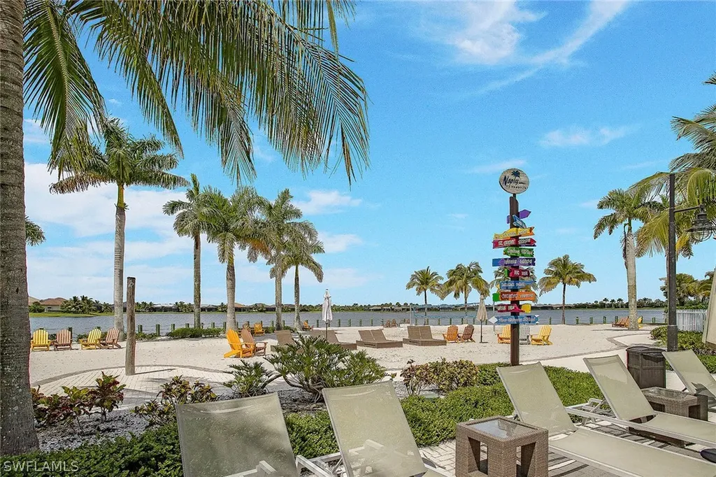 14404 Neptune Avenue Naples FL 34114