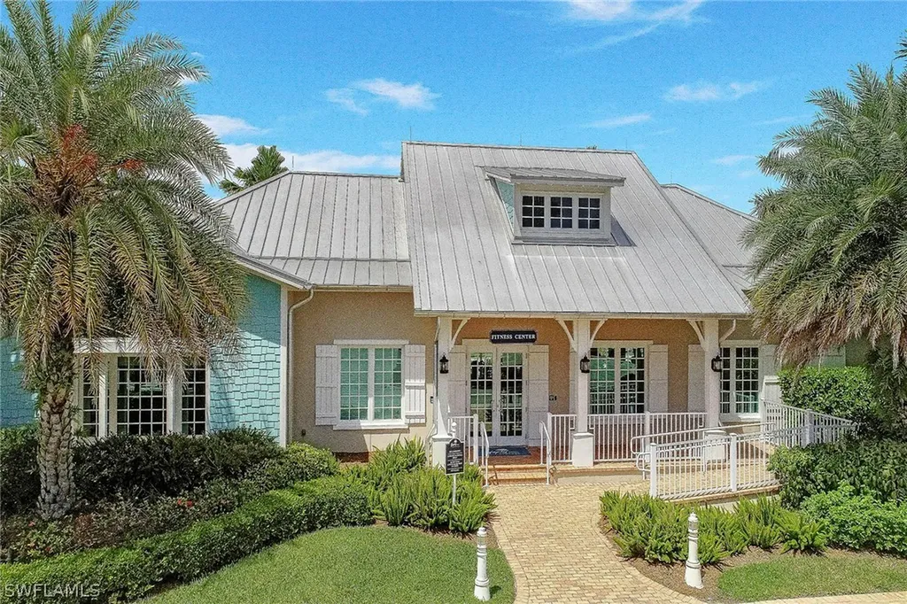 14404 Neptune Avenue Naples FL 34114