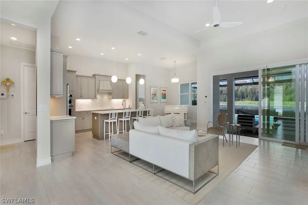 14404 Neptune Avenue Naples FL 34114