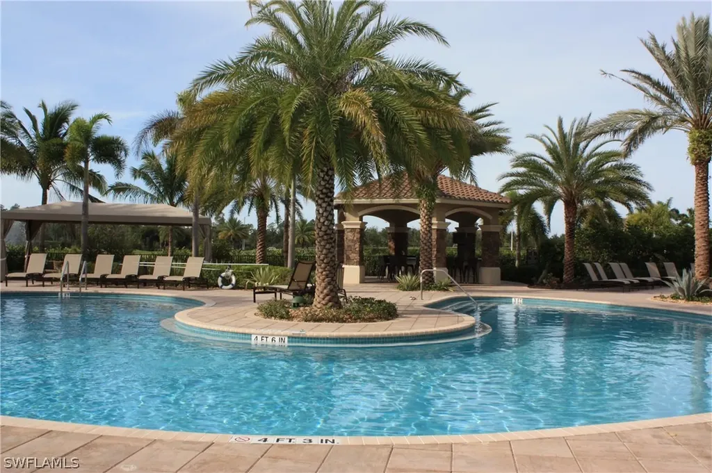 3326 Baltic Drive Naples FL 34119