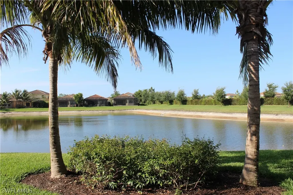 3326 Baltic Drive Naples FL 34119