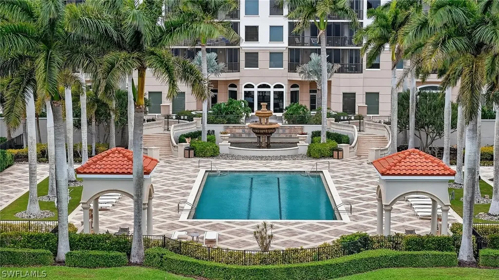 1060 Borghese Lane Naples FL 34114