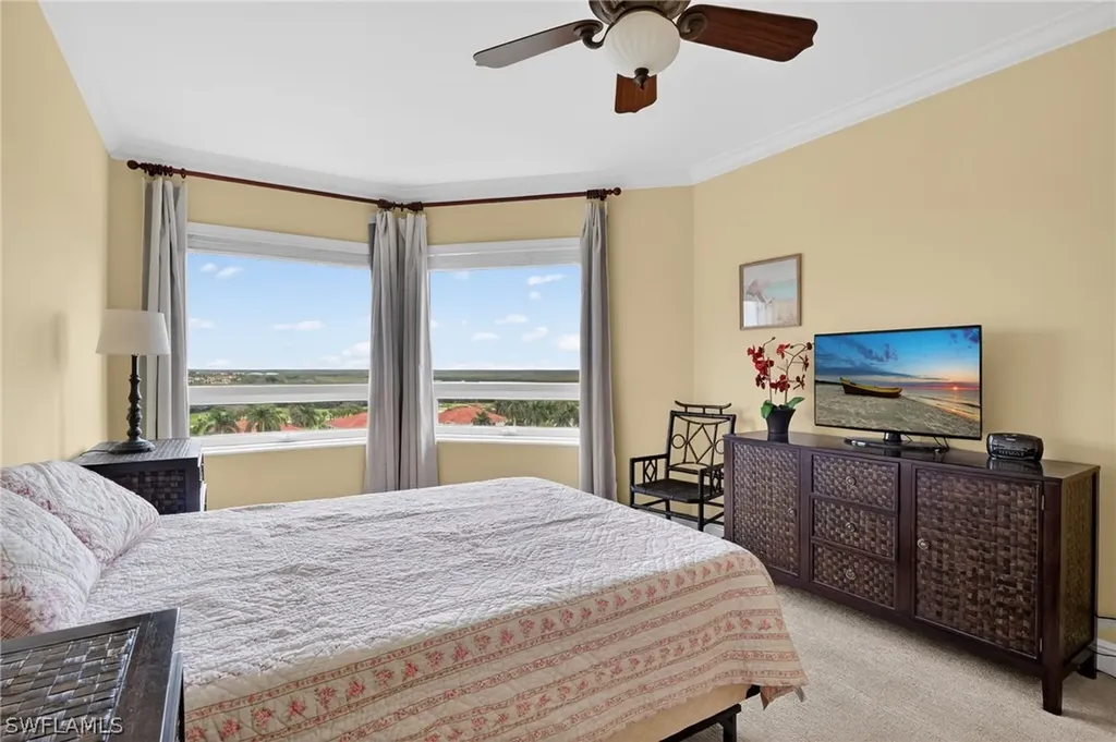 1060 Borghese Lane Naples FL 34114