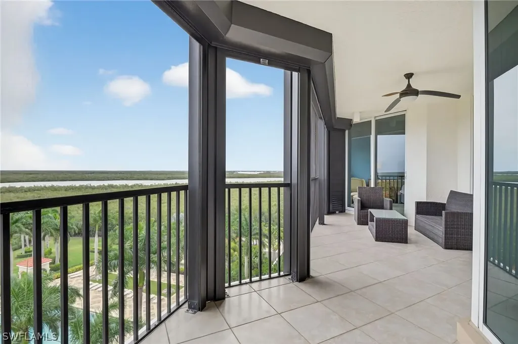 1060 Borghese Lane Naples FL 34114