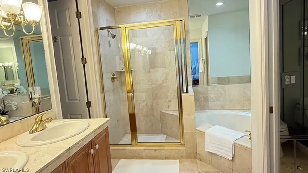 391 4th Street S Naples FL 34102
