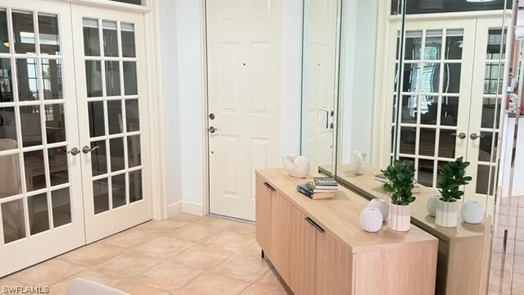 391 4th Street S Naples FL 34102