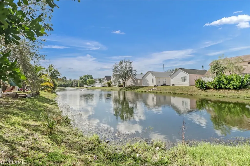 518 Leawood Circle Naples FL 34104