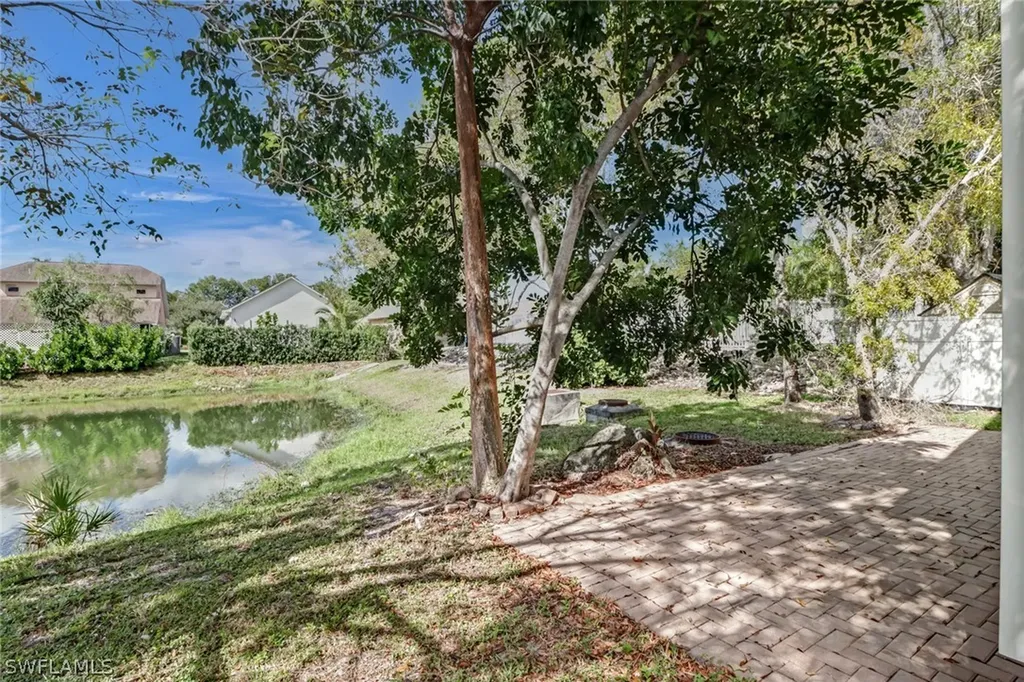 518 Leawood Circle Naples FL 34104