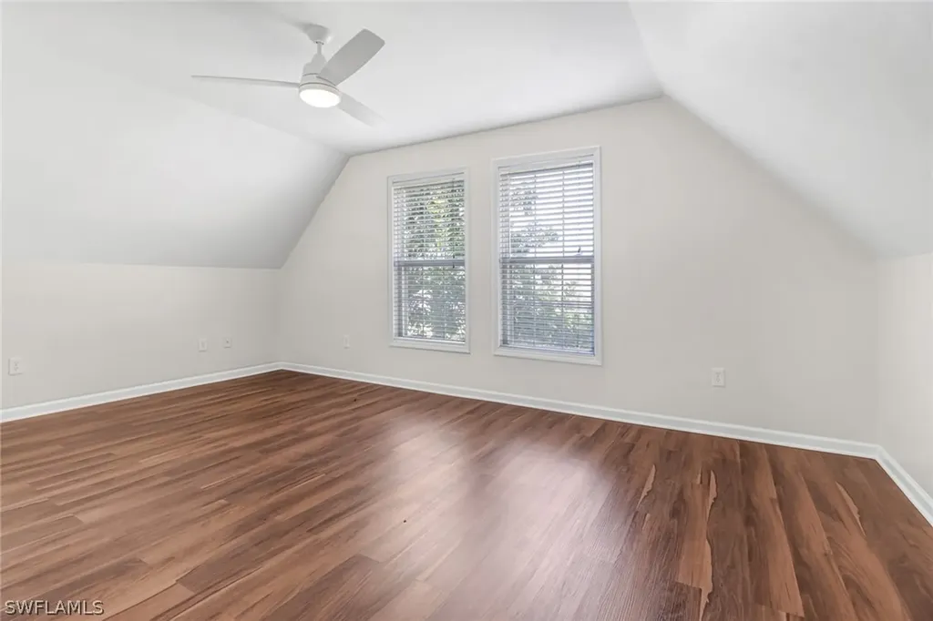 518 Leawood Circle Naples FL 34104