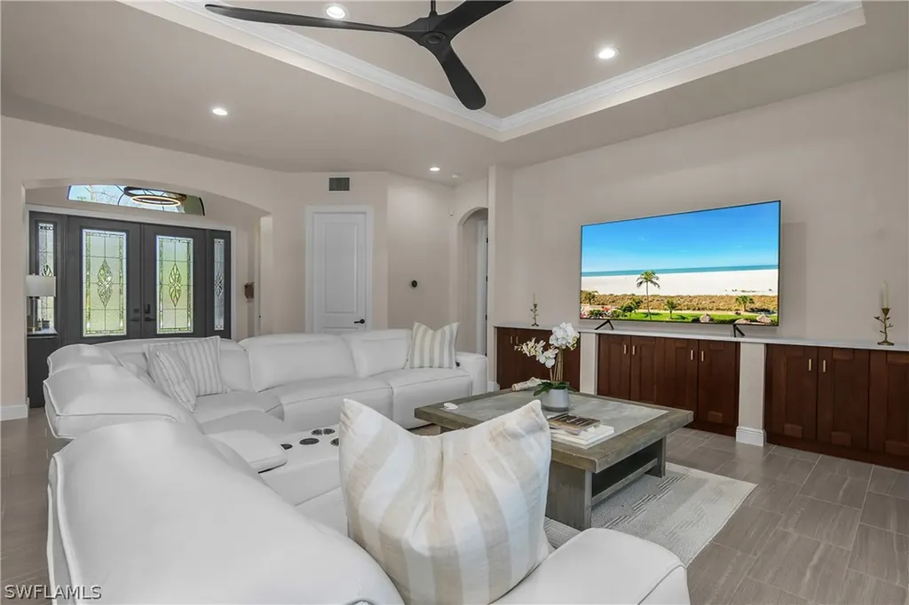 17210 Serengeti Circle Alva FL 33920