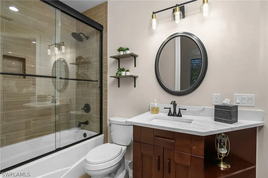 17210 Serengeti Circle Alva FL 33920